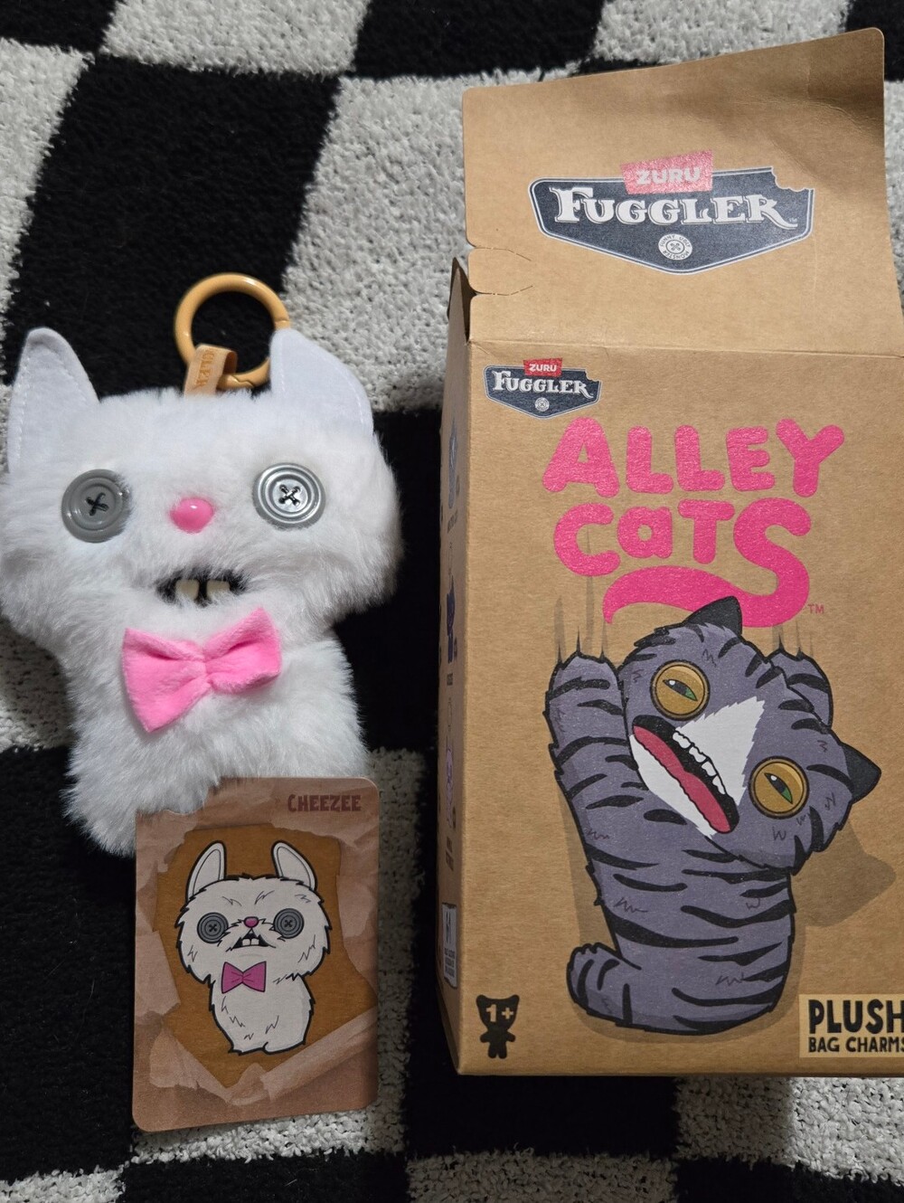 Zuru Fuggler Mini Alley Cat - Series 1 5 Inch Keyring Plush Toy Cheezee
